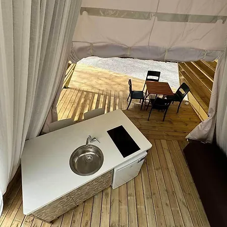 Village Mare Pineta بييسْتوم